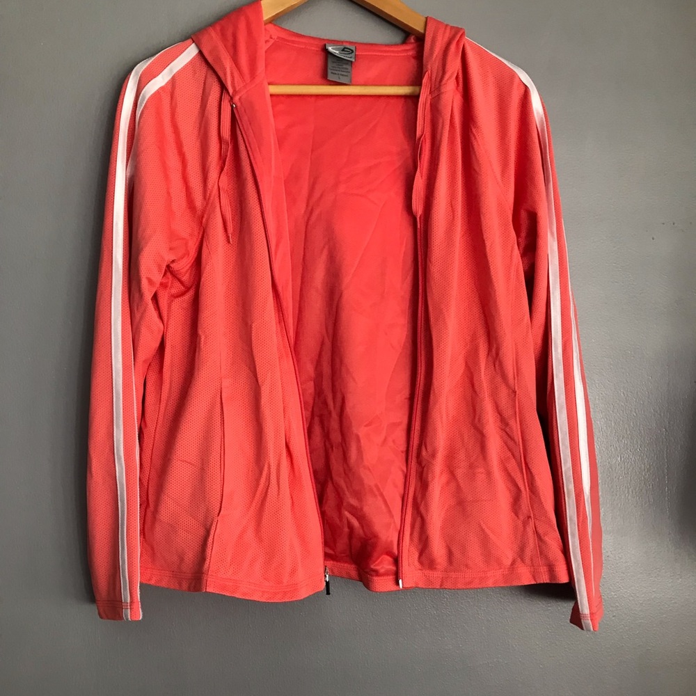 ❤️-NEW- CHAMPION ZIP UP JACKET SIZE L